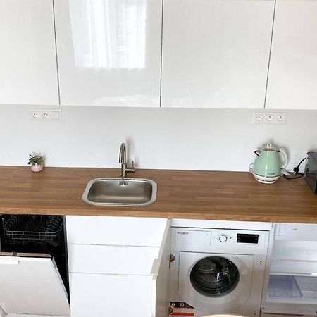 Cute Studio In Old Town Μπρατισλάβα Εξωτερικό φωτογραφία