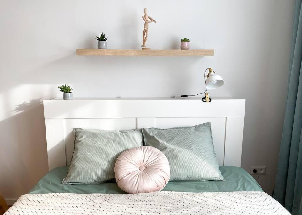 Cute Studio In Old Town Μπρατισλάβα Εξωτερικό φωτογραφία